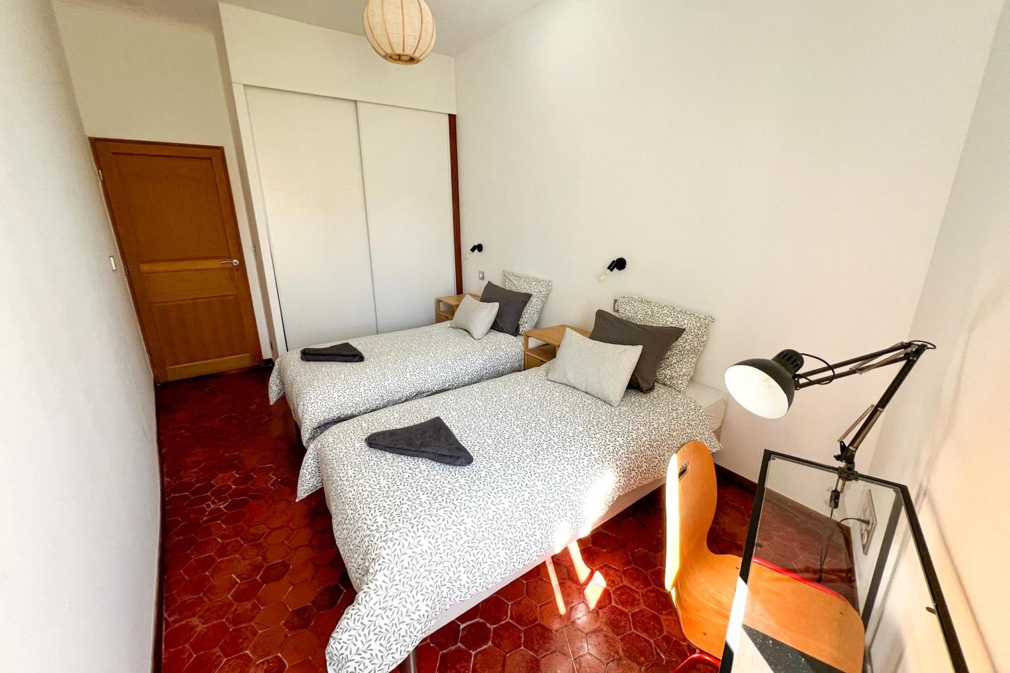 شقة Ac - Private Exterior - Duplex Quartier Des Artistes أفينيون المظهر الخارجي الصورة