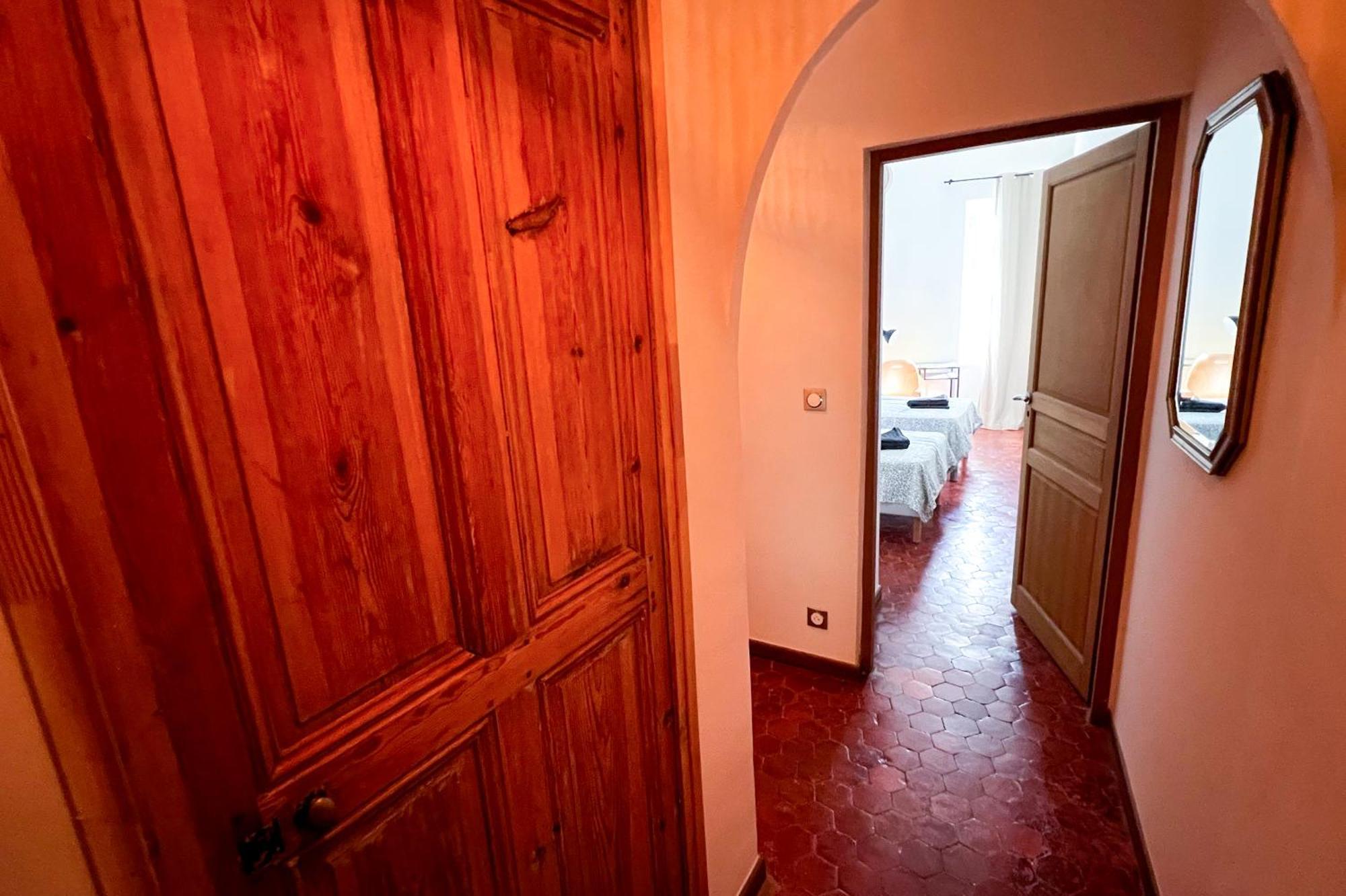 شقة Ac - Private Exterior - Duplex Quartier Des Artistes أفينيون المظهر الخارجي الصورة